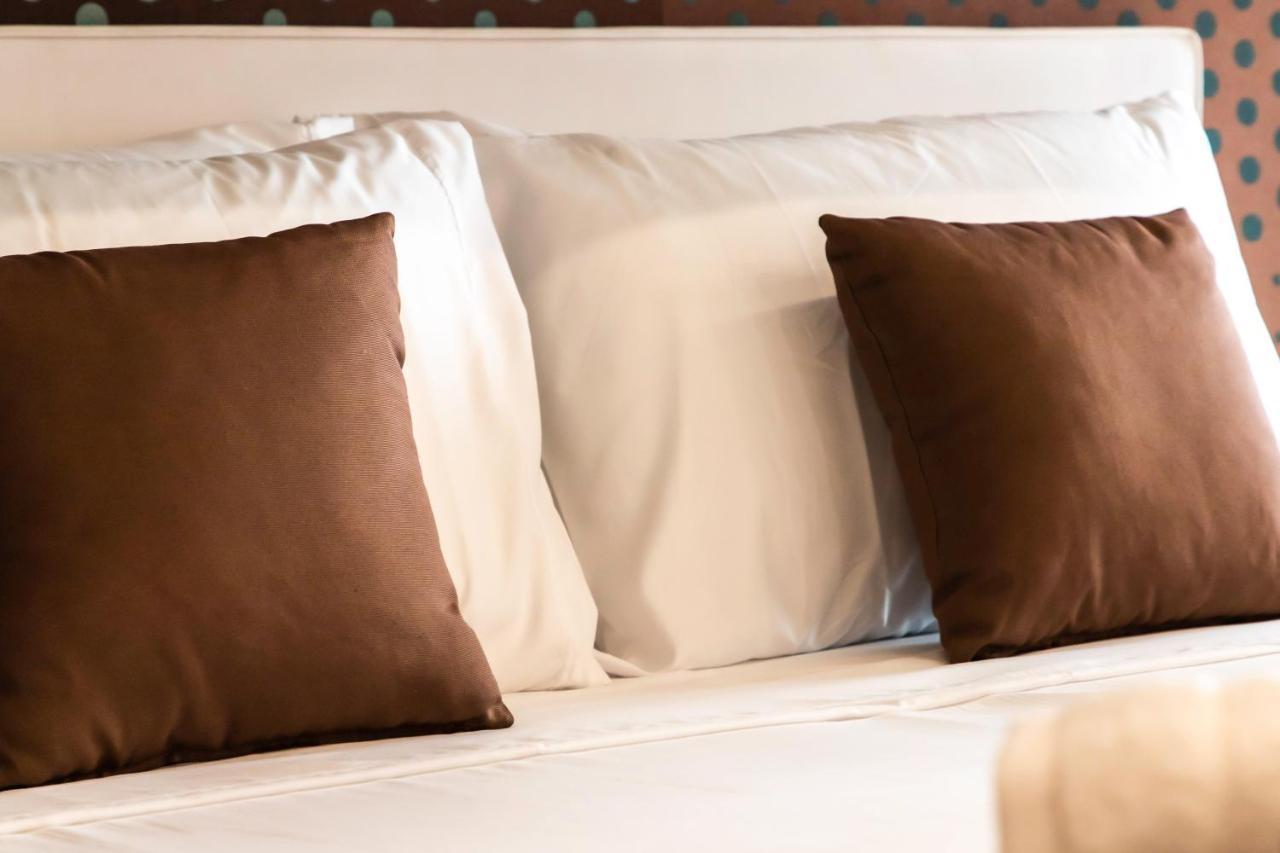 Metropolitan Rooms Кальяри Экстерьер фото